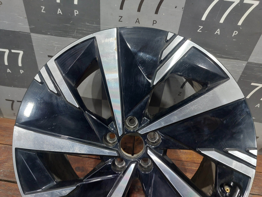 Диск колесный литой R20 Geely Atlas 2 23-нв Б/У Оригинал 8892386172