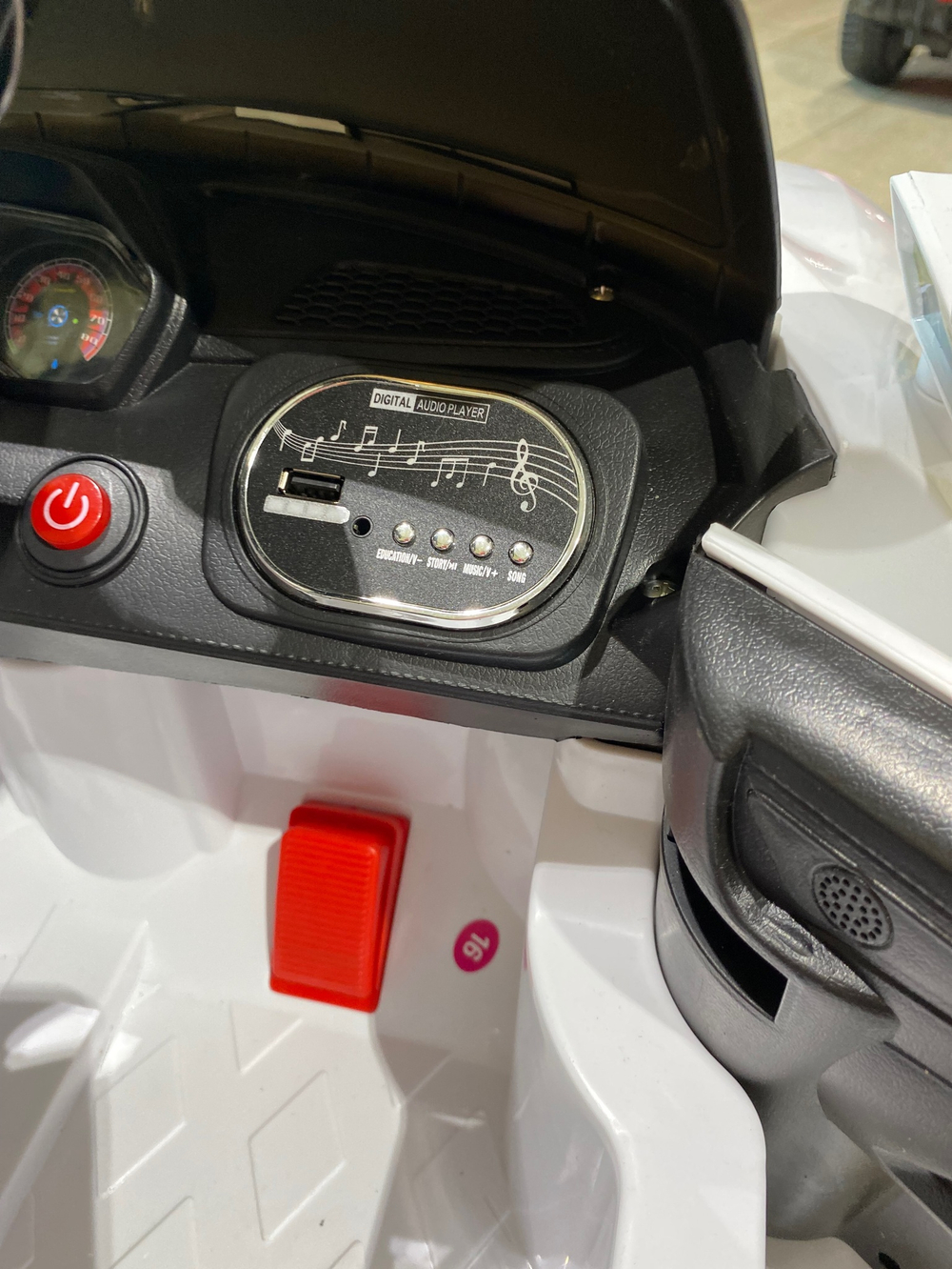 Электромобиль BQ 1188 MS белый