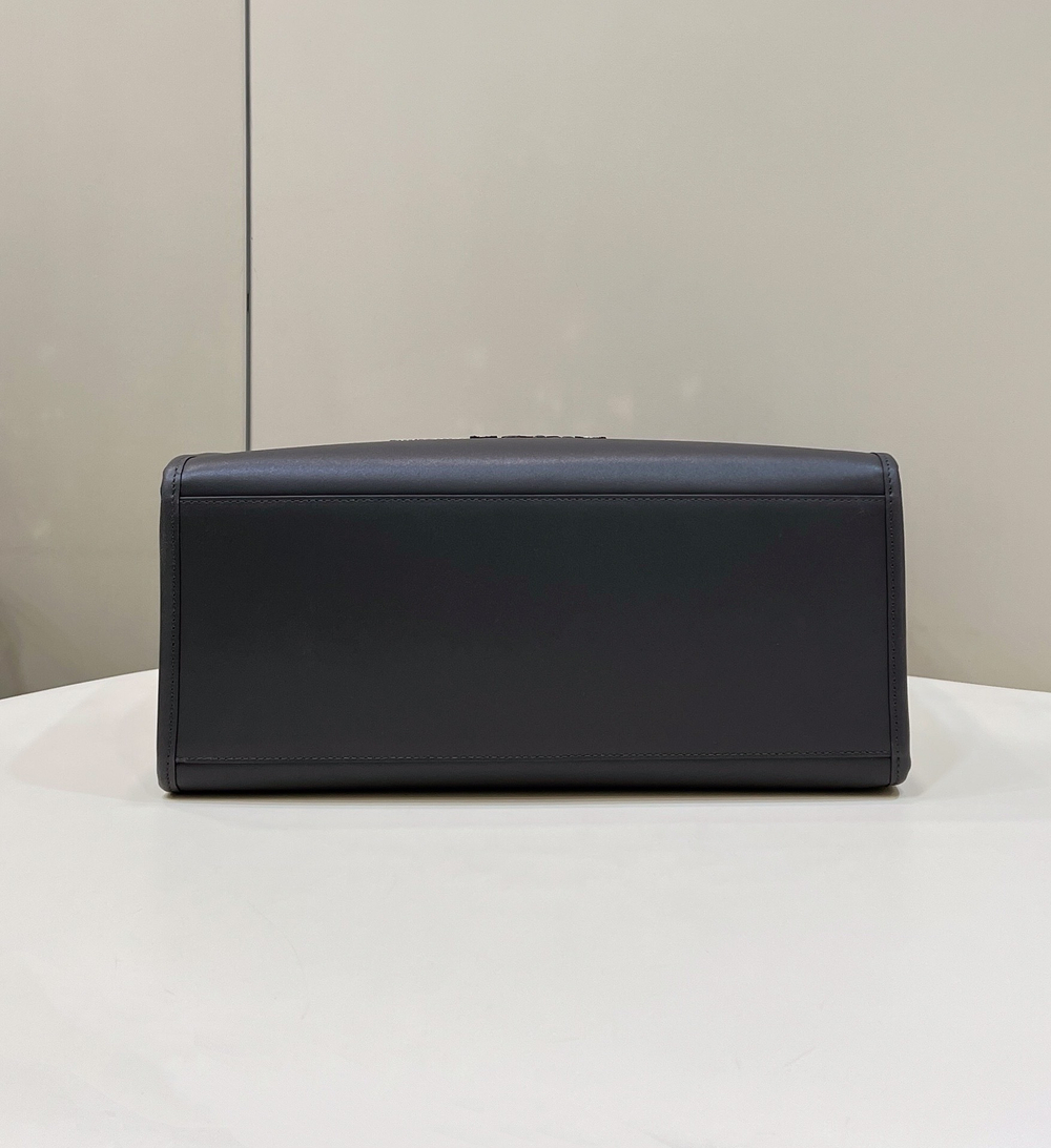 Fendi Sunshine Medium 35 cm