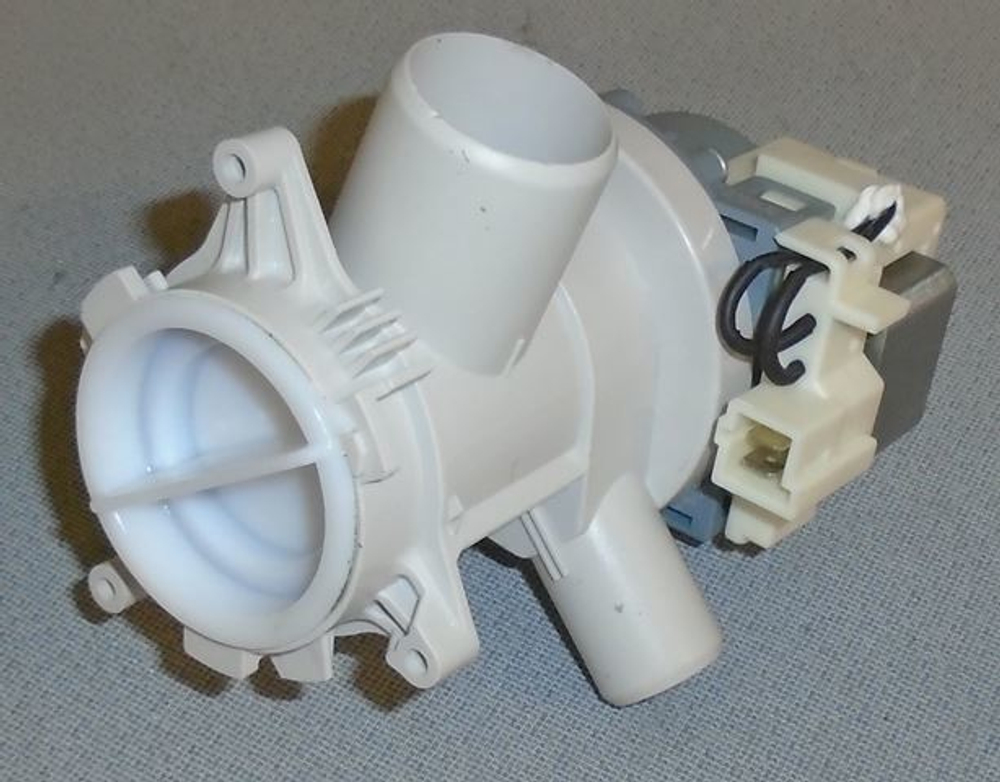 2845990100 насос стиральной машины Беко (корпус крепиться на 3 винтах)