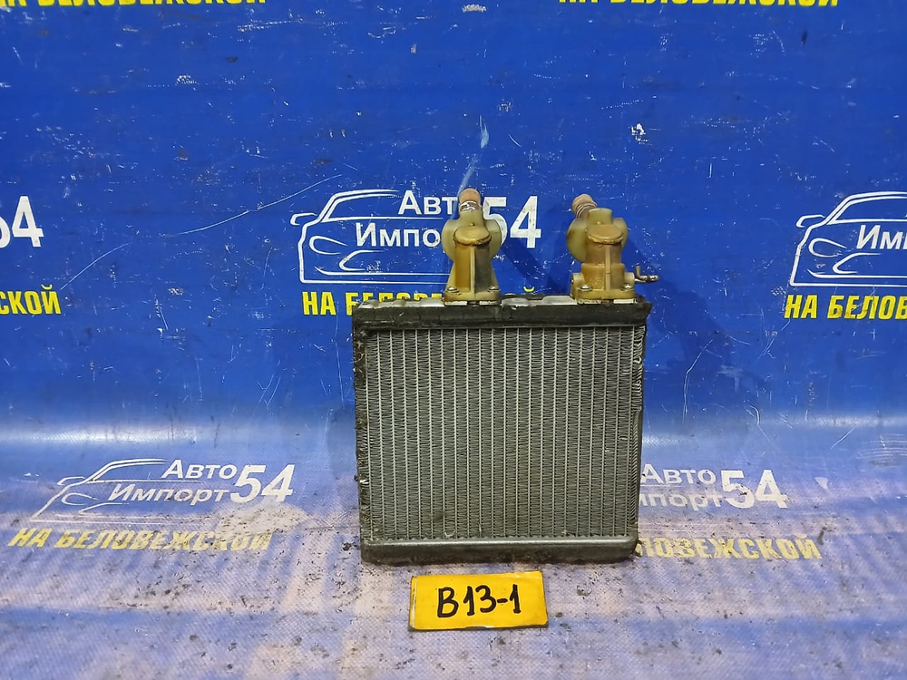 Радиатор печки NISSAN SUNNY 1990