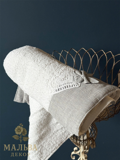 Набор из 2-х декоративных полотенец "Паулония" белый 38х58 см/55x104 см