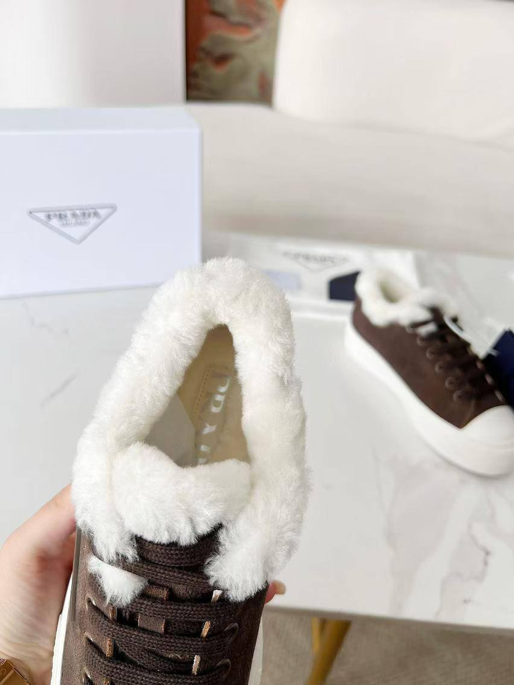 Кроссовки Prada