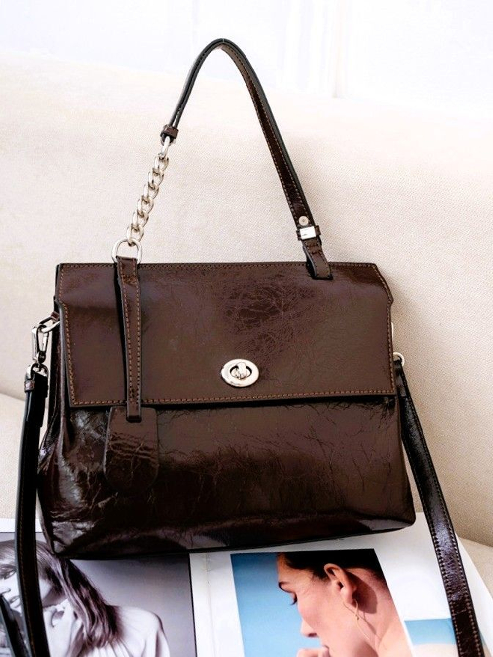 женская сумка на плечо из натуральной кожи