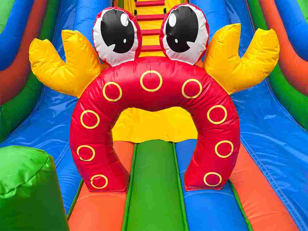 Коммерческий надувной батут «Океания» 10*5*6 м