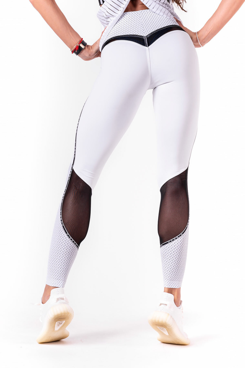 Леггинсы V-butt leggings 605 WHITE
