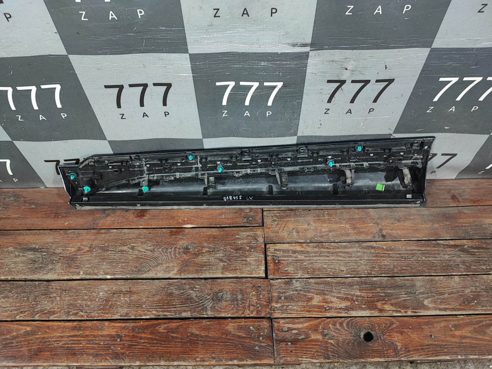 Накладка двери передней правой Exeed LX 19-нв Б/У Оригинал 609000293AADQJ