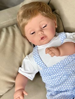 Кукла Berbesa мягконабивная 62см Dulzon (8050S)