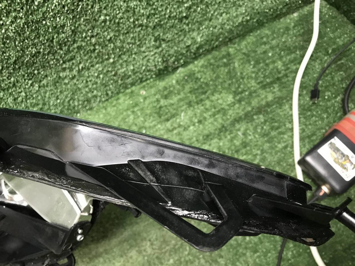 Стекло фары левое Toyota Camry xv70 (2017-2021)