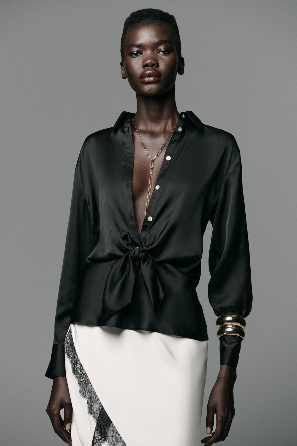 ZARA АТЛАСНАЯ РУБАШКА С УЗЛОМ, ЧЕРНЫЙ