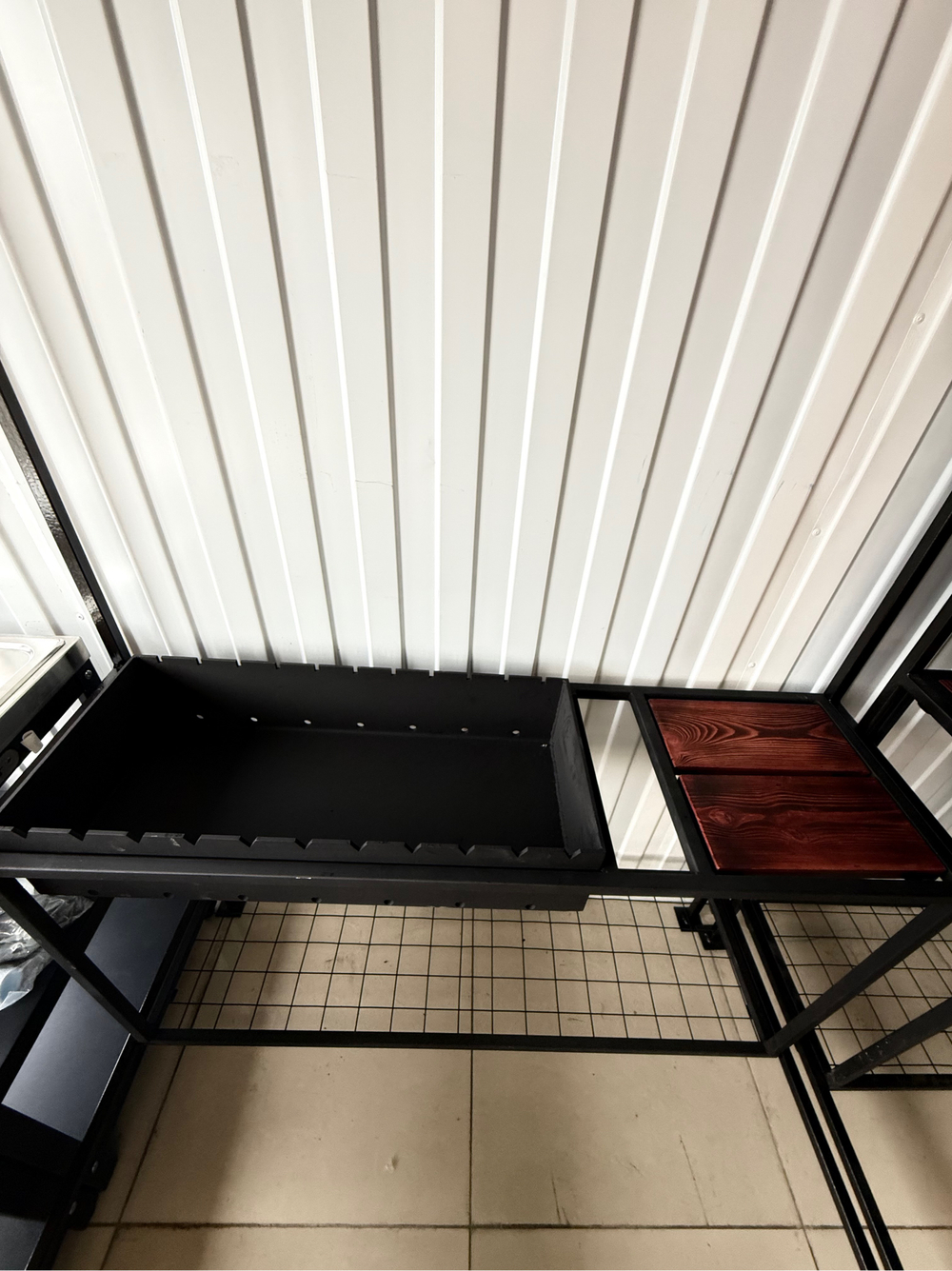 Мангальная зона простая 5 мм с печью под казан