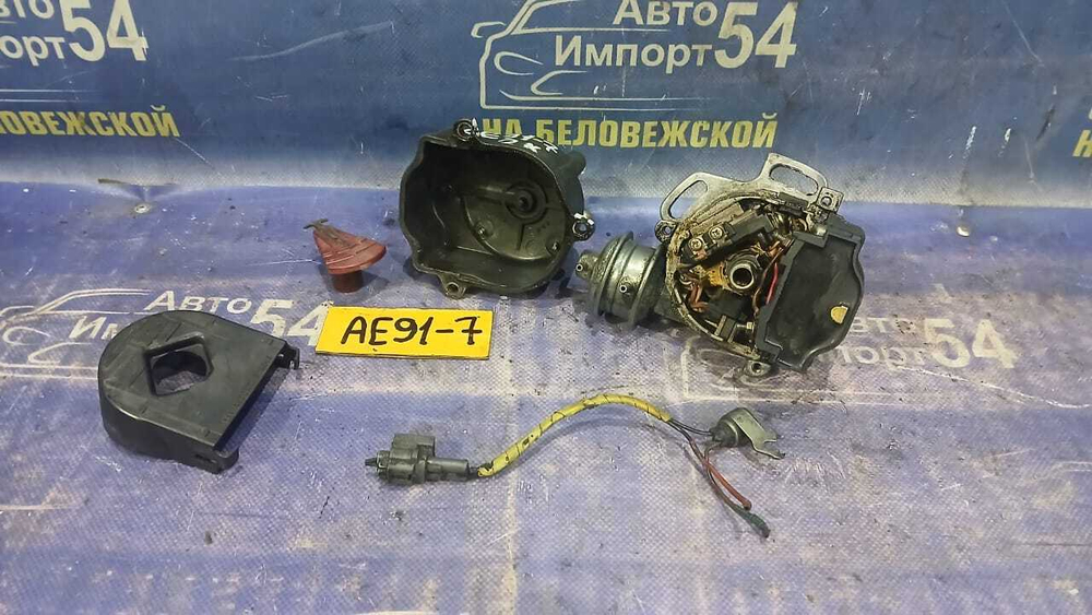 Трамблер TOYOTA LEVIN 1990