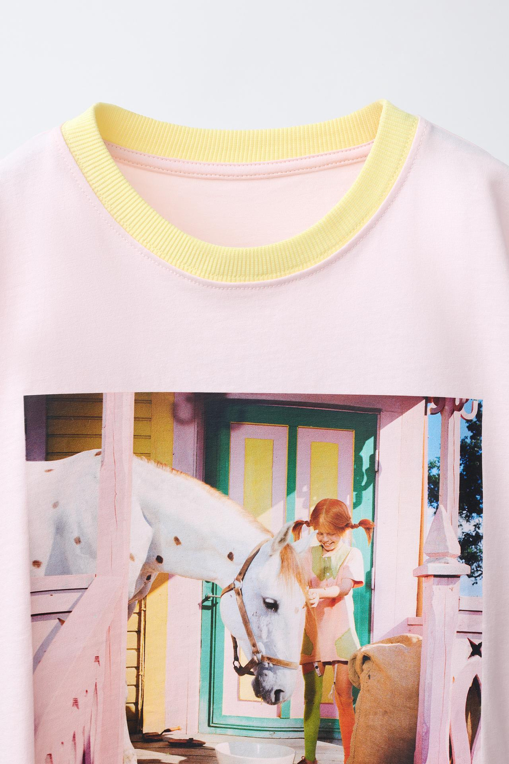 ZARA ФУТБОЛКА С ФОТОПРИНТОМ PIPPI CALZASLARGAS © ASTRID LINDGREN COMPANY, ПАСТЕЛЬНО-РОЗОВЫЙ