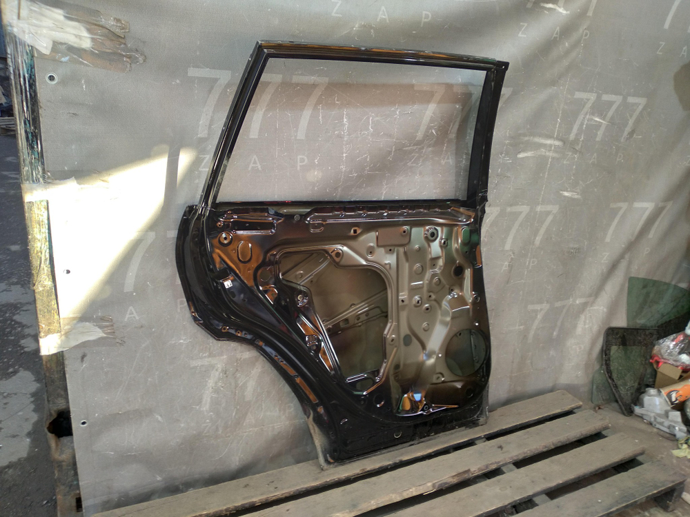 Дверь задняя левая Toyota RAV4 V (XA50) 18-нв Б/У Оригинал 6700442190