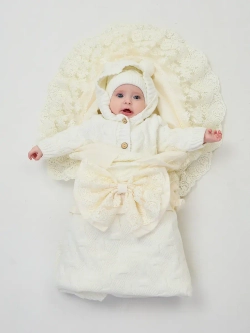 Конверт на выписку новорожденного