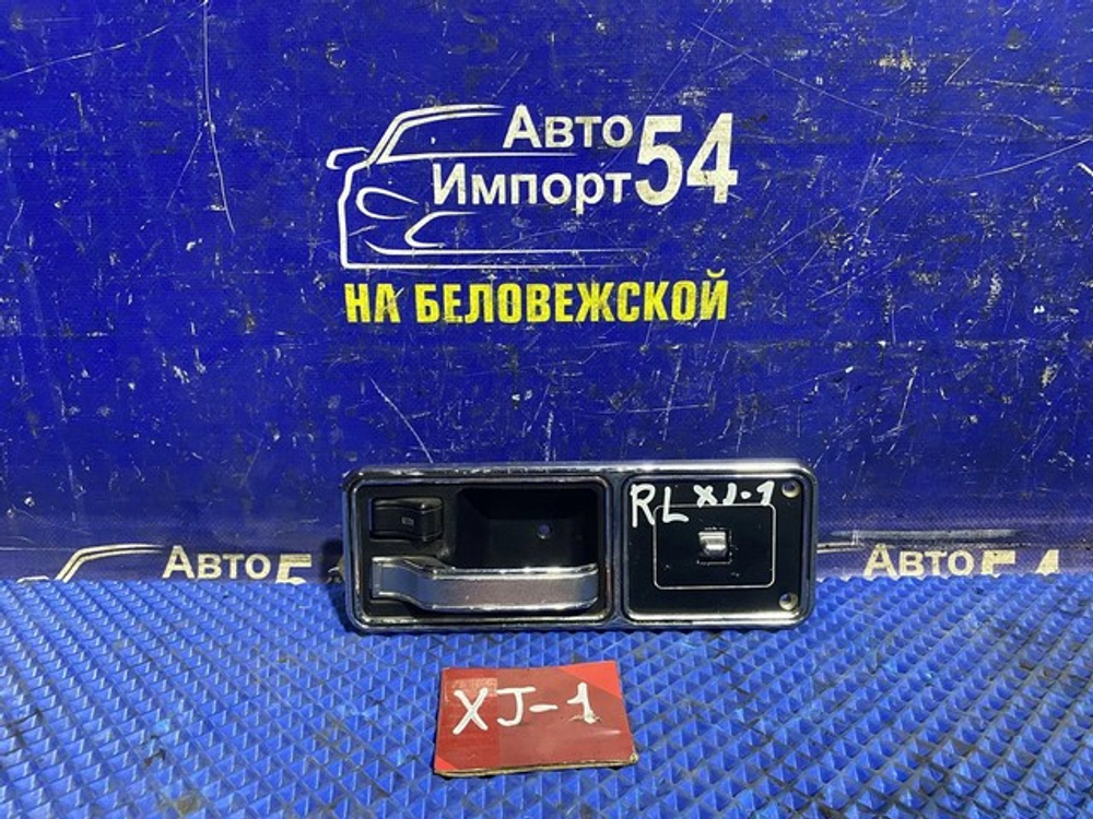 Ручка двери задней левой салонная JEEP cherokee 1992
