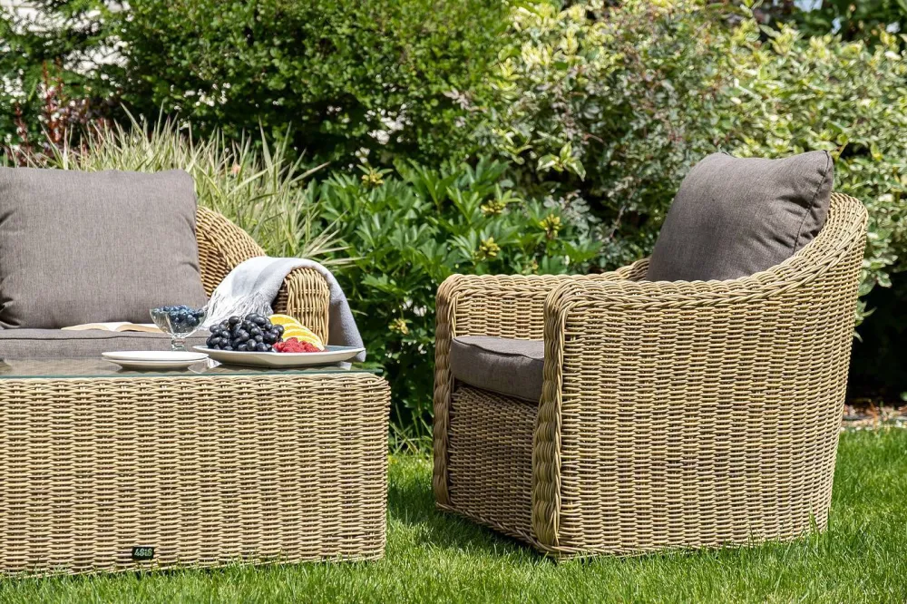 "Кон Панна" столик журнальный из искусственного ротанга, цвет соломенный