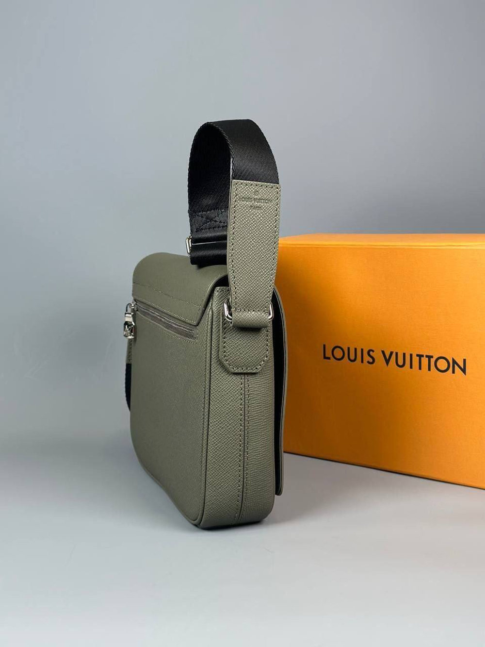 Сумка-мессенджер Louis Vuitton, арт. 482156897