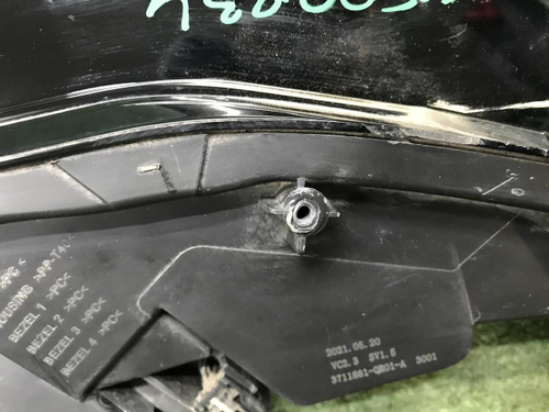 ДХО правый Hongqi E-HS9 (2020-н.в.)