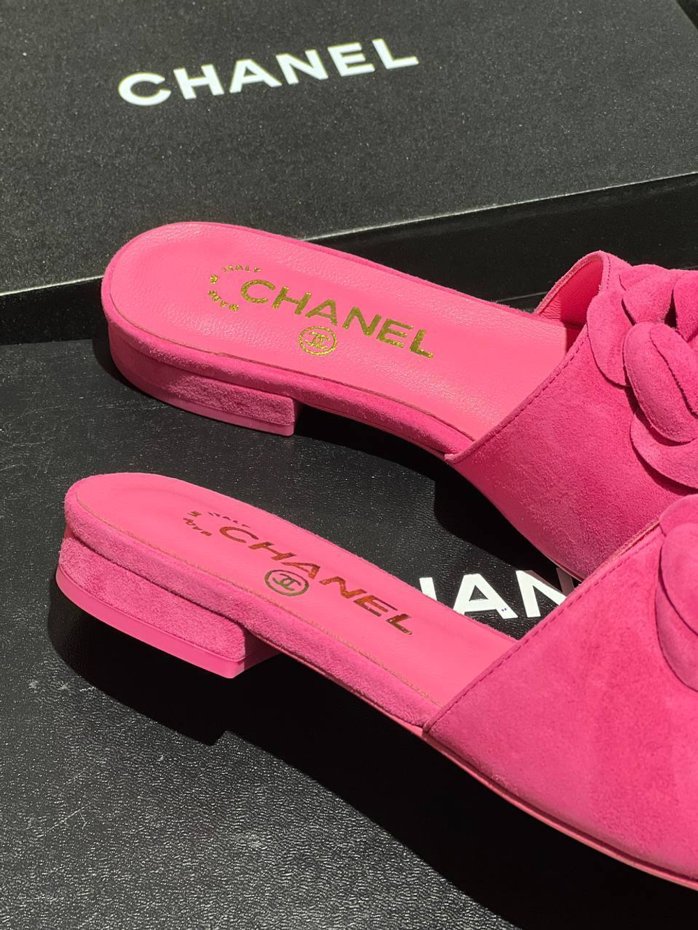 Шлепанцы CHANEL