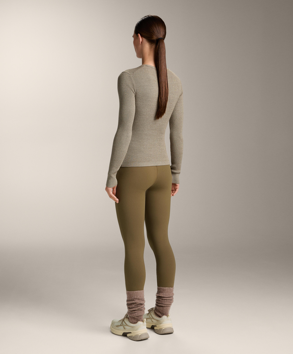 Oysho Футболка Base layer из трикотажа с рельефным узором, оливково-зеленый