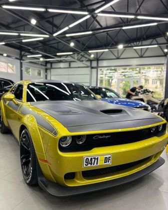 Dodge частичная оклейка в виниловую пленку Carbins Cold Gray SCM 01