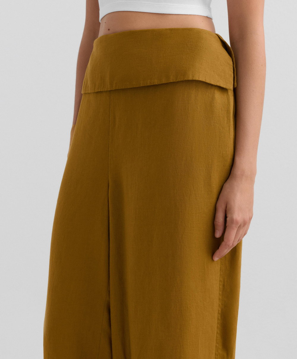 OYSHO Прямые брюки из 100% льна с подвернутым поясом, горчичный