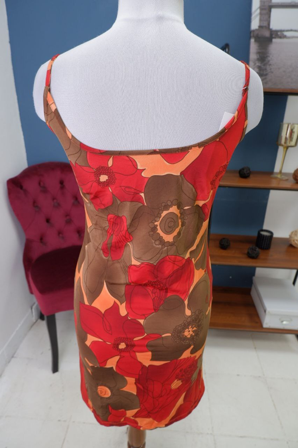 Платье мини яркое 46 размер