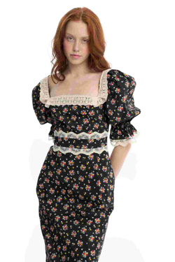 Платье миди с вырезом "каре" черное