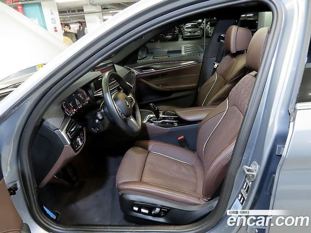 BMW 5 Series (G30) 523d M Sports (07.2023)