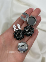 Накладка на пуговицу стразы черные в серебристом обрамлении (клипса)