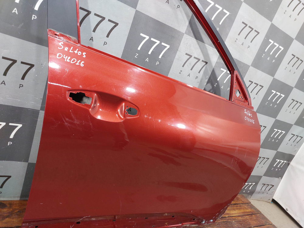 Дверь передняя правая Kia Seltos 19-нв Б/У Оригинал 76004Q5001