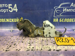 Замок двери передней левой NISSAN MISTRAL 1997