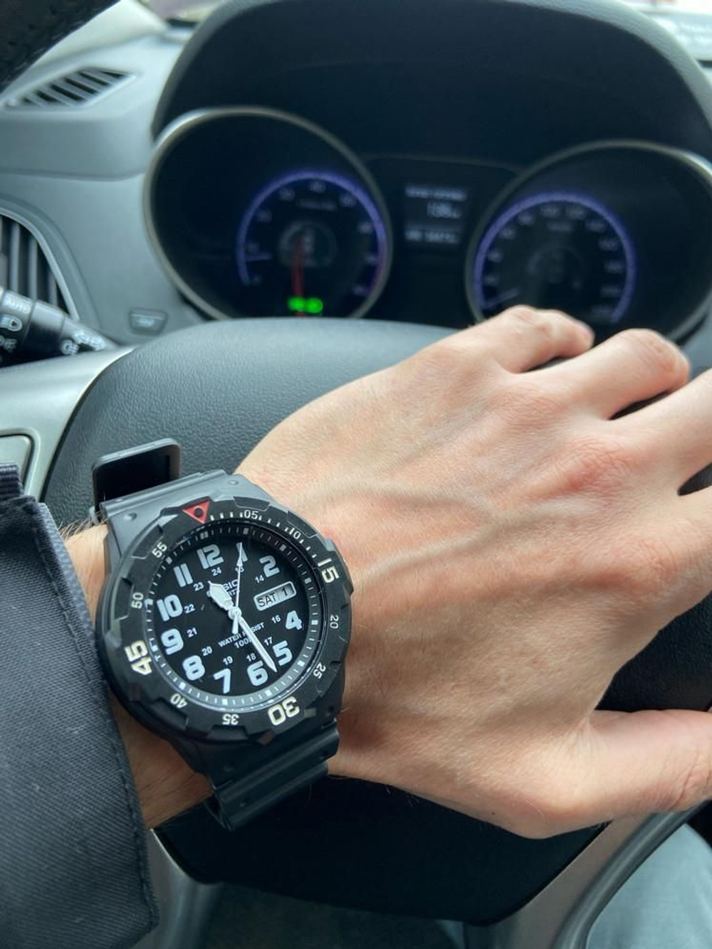 Часы Casio MRW-200H-1BVEG