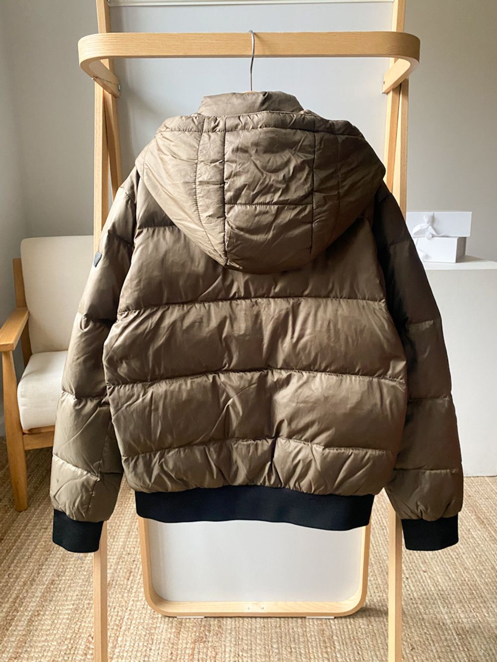 Пуховая куртка Armani, 152