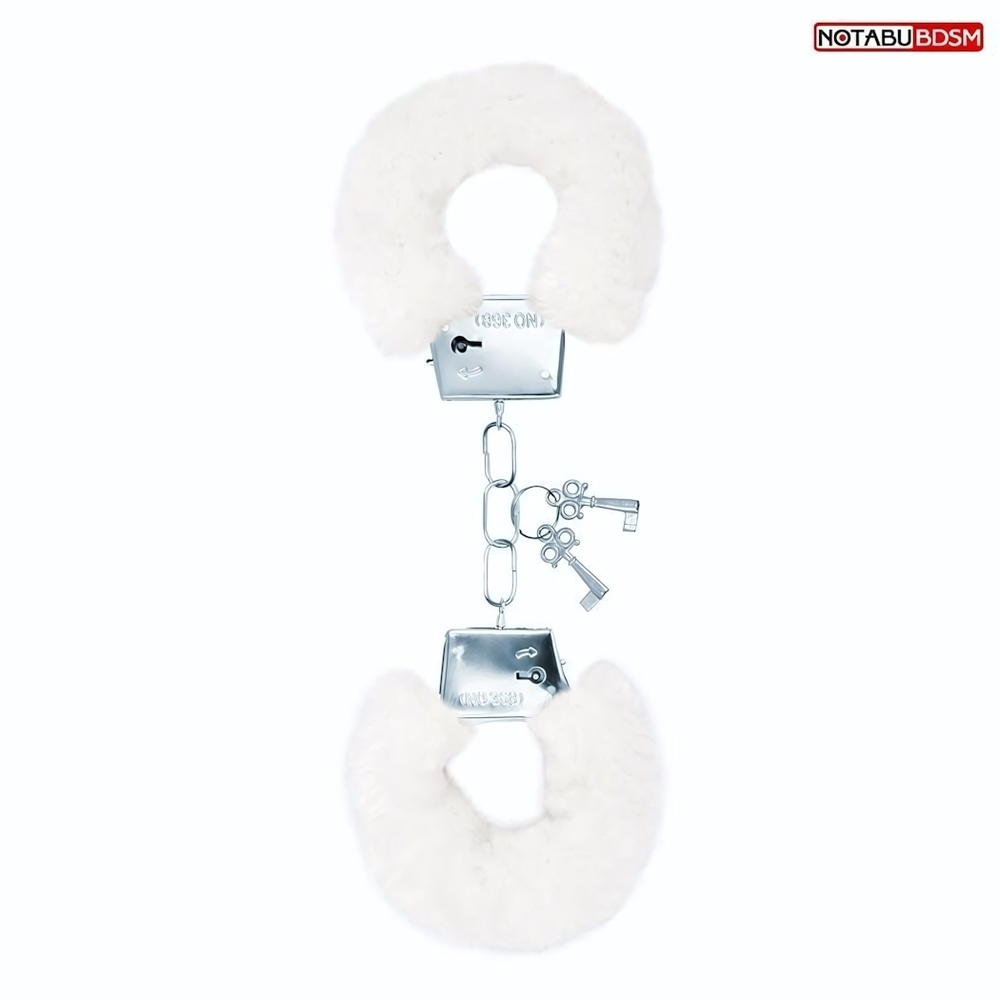Белые меховые наручники на сцепке с ключиками (Цвет: белый)