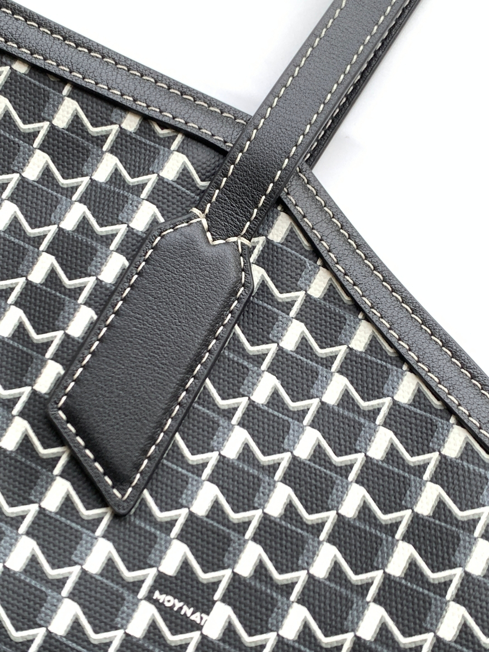 Moynat M Tote GM