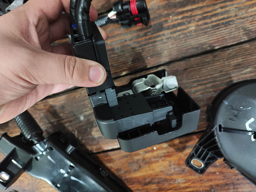 Проводка моторного отсека Changan Eado Plus Новая Оригинал C211F2806010629AA