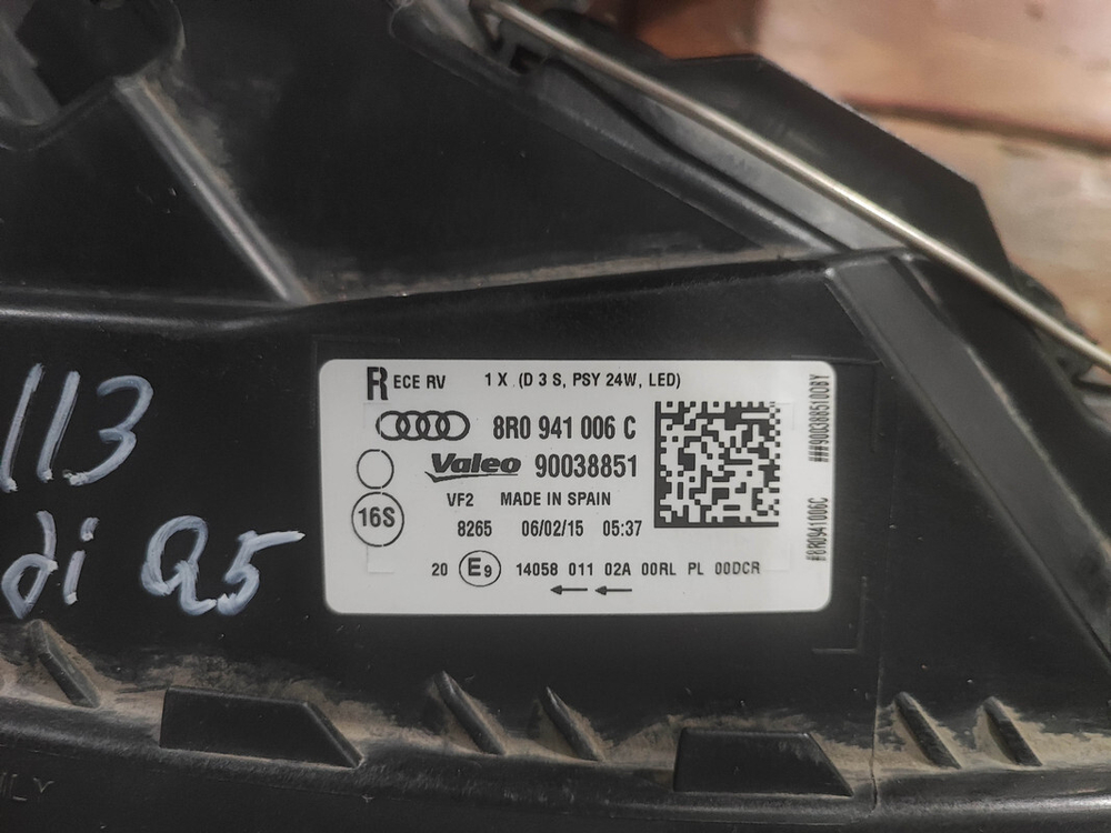 Фара правая ксенон Audi Q5 (8R) 12-17 Б/У Оригинал 8R0941044C