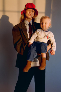 ZARA ЛОНГСЛИВ С ВЫШИВКОЙ PADDINGTON ™, СВЕТЛЫЙ ЭКРЮ