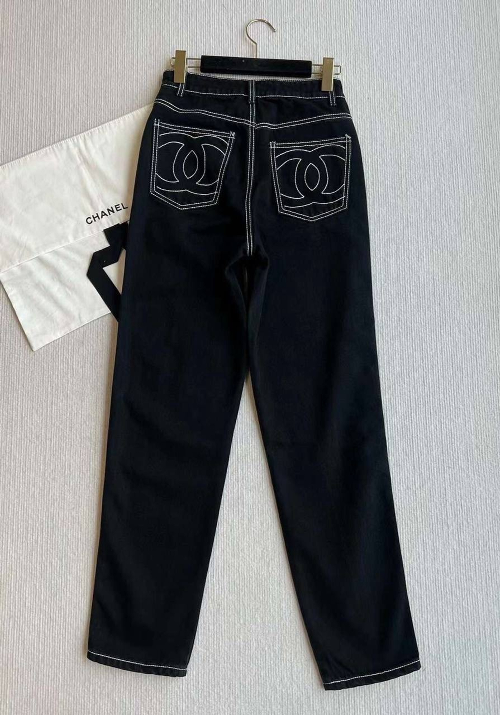 Джинсы Chanel