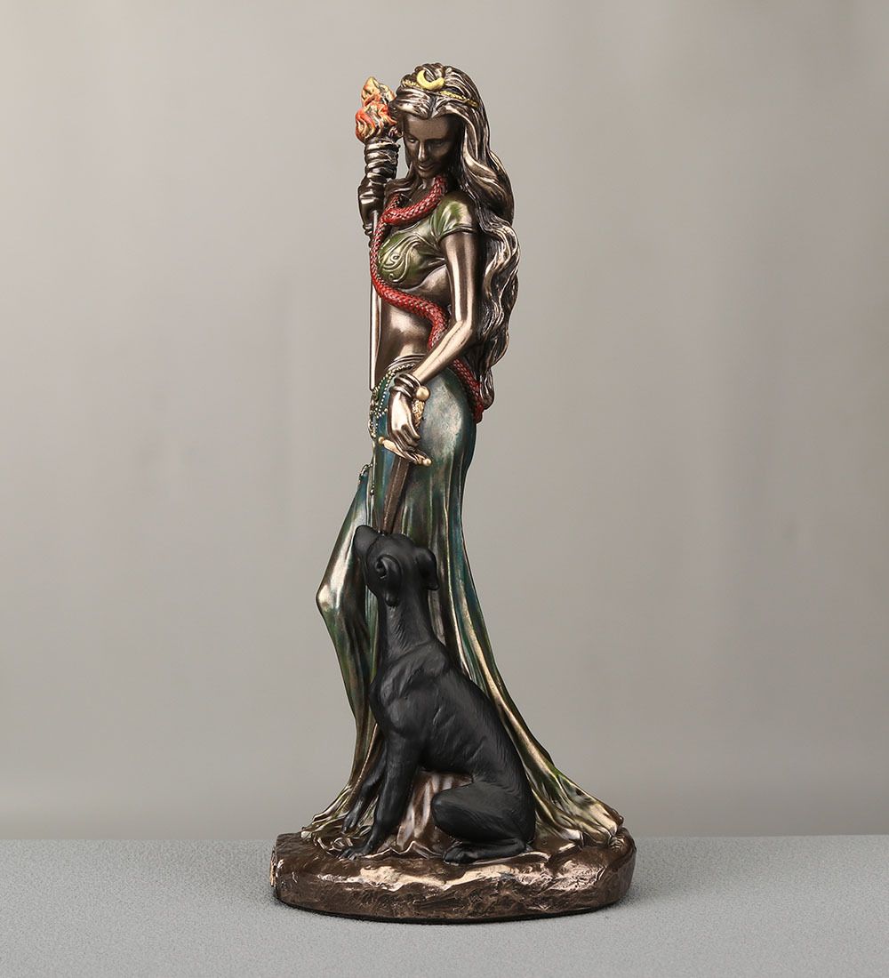 Veronese WS-1321 Статуэтка «Геката - богиня волшебства и всего таинственного»