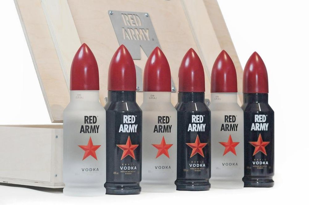 Водка Red Army в подарочном деревянном ящике 6 бутылок по 0,5 л