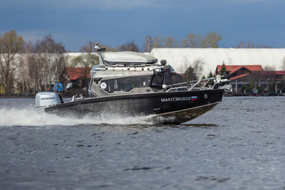 Катер Volzhanka VOYAGER 600 COB (CabinOpenBow)