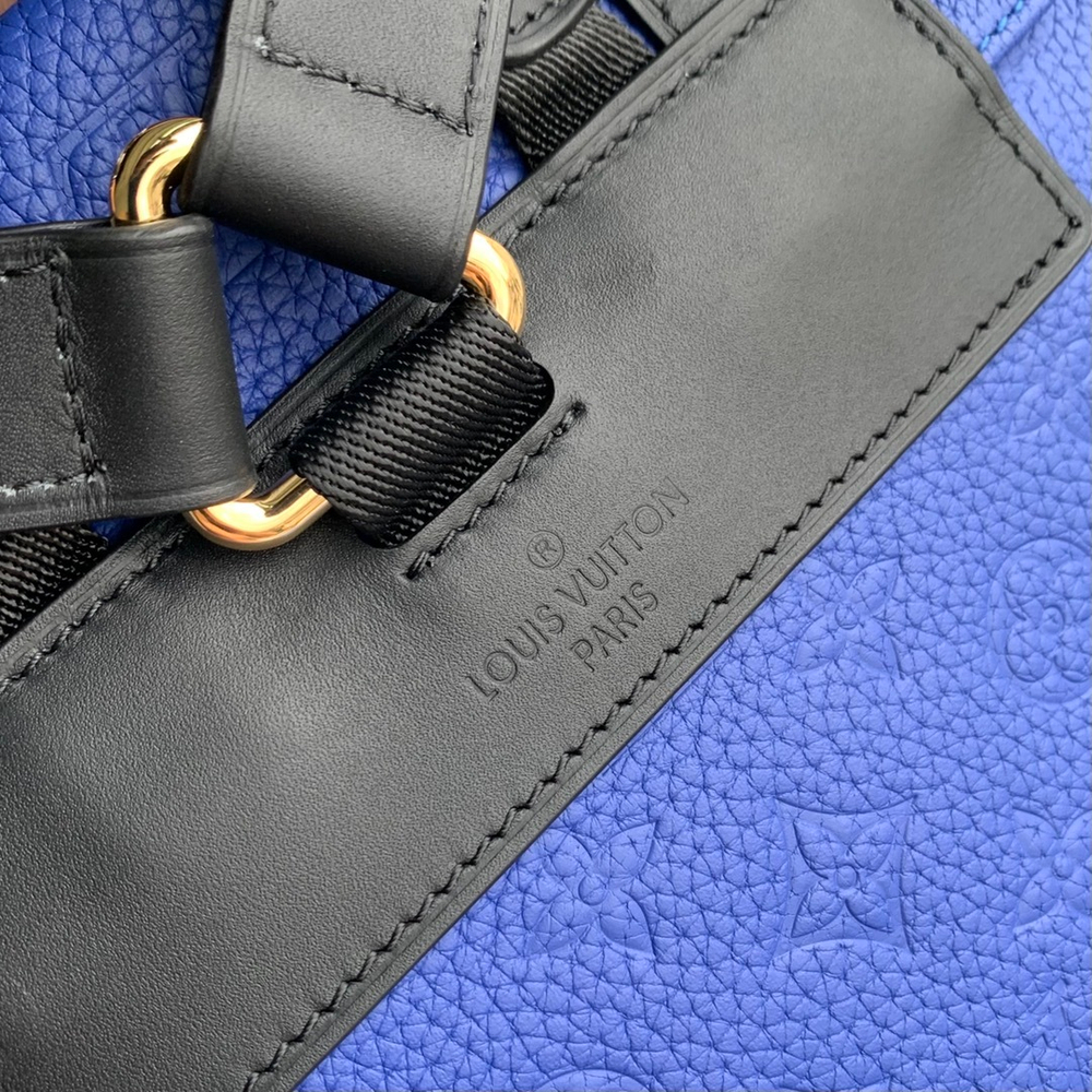 Louis Vuitton Christopher MM