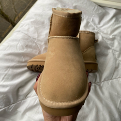 UGG Mini II Sand