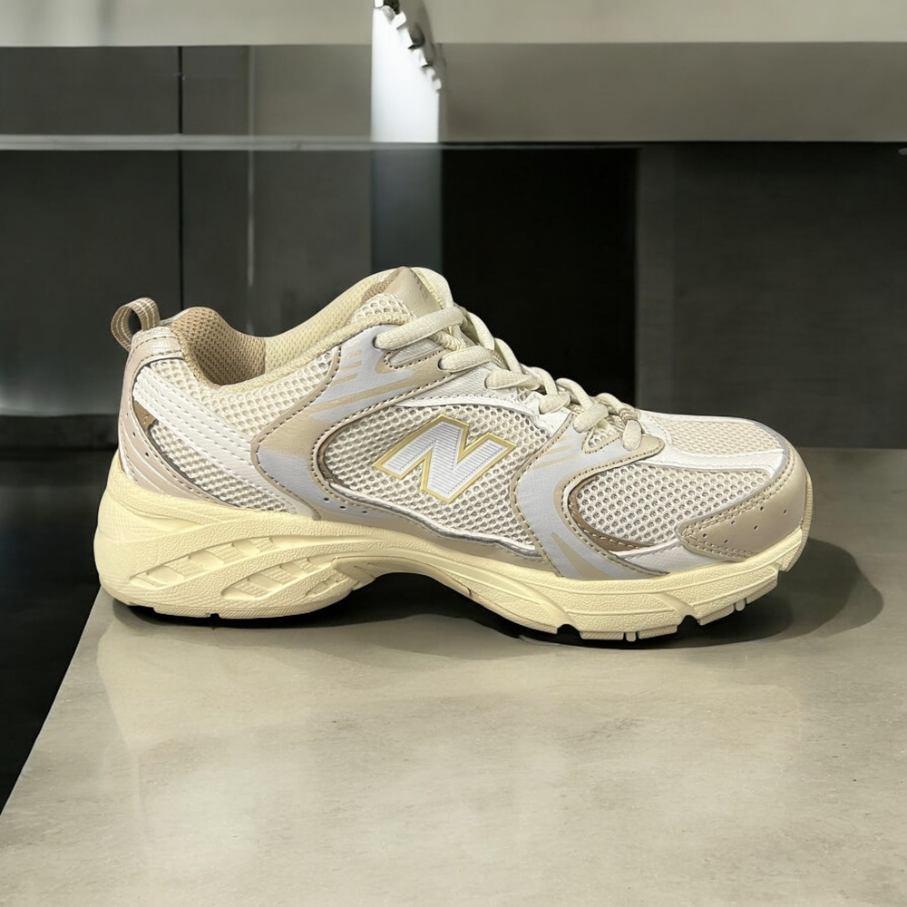 New Balance 530 • Bone