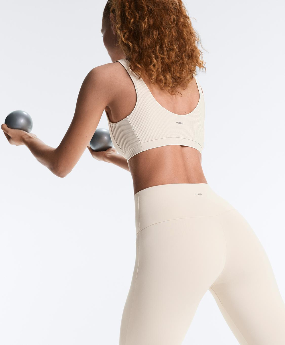 OYSHO Брюки клеш с высокой посадкой Flare Comfortlux High Rise, светло-бежевый