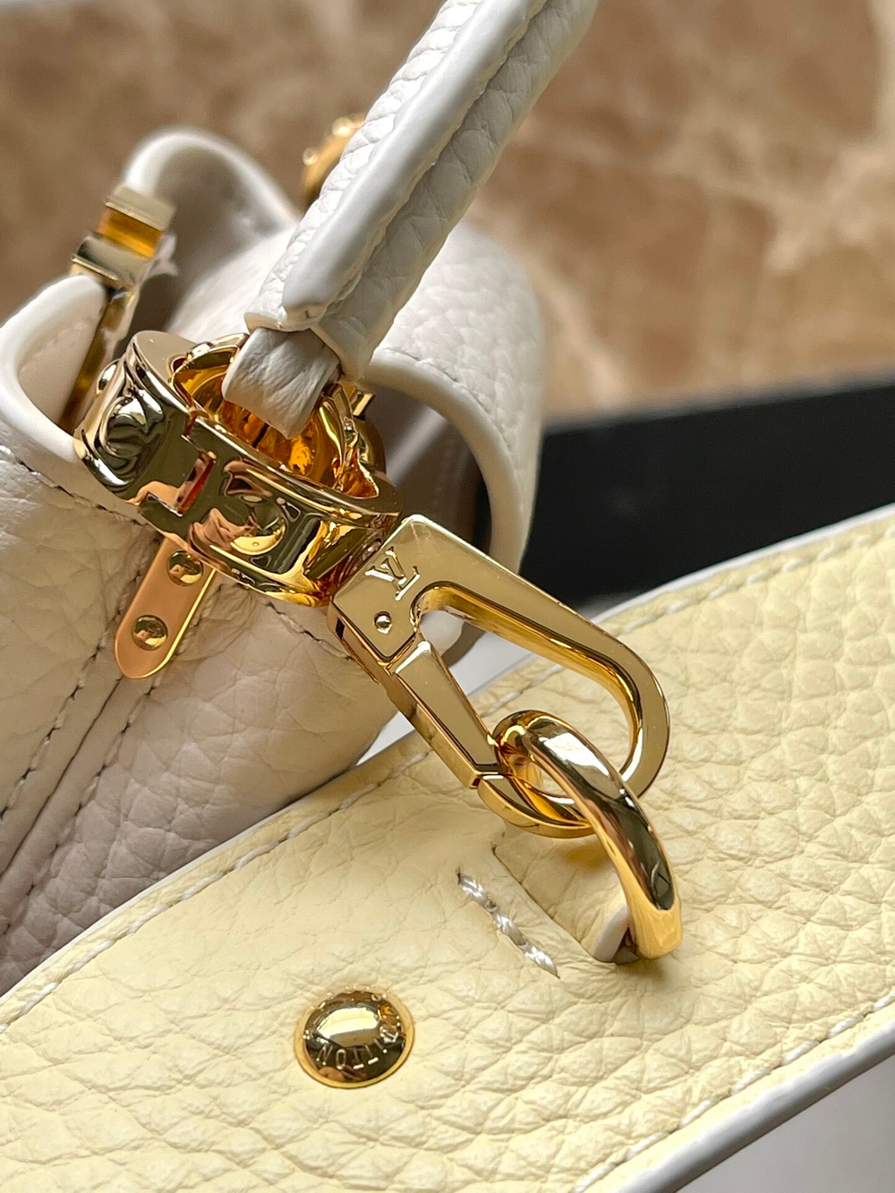 Louis Vuitton Capucines BB