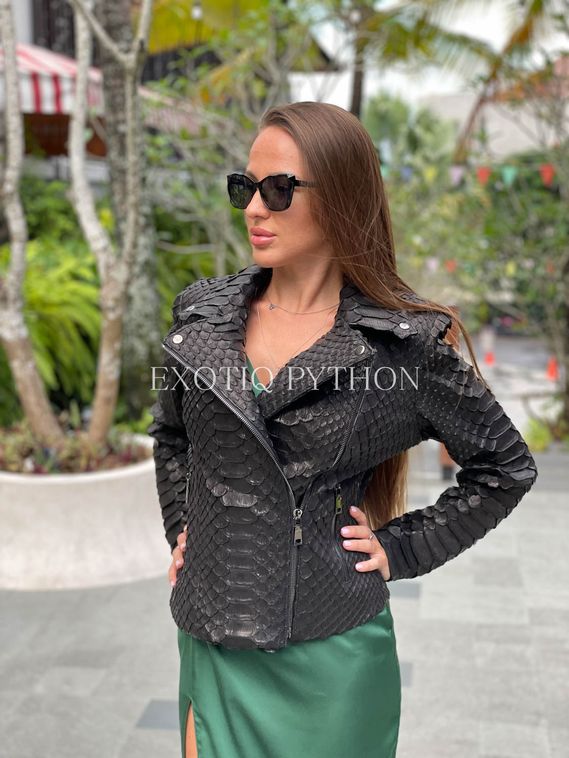 Женская куртка из кожи питона Dragon JT-116